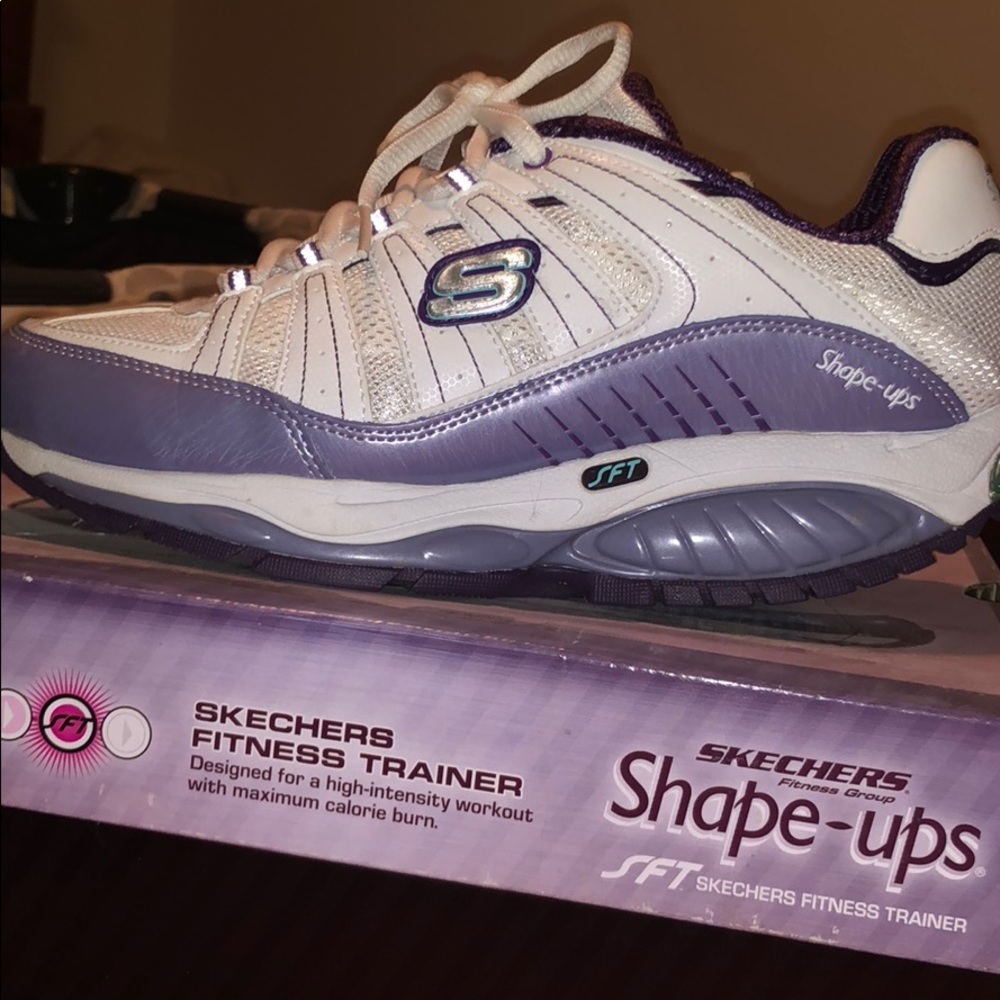 Skecher shape ups